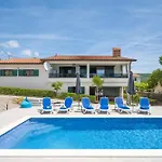 Amore Villa Trgetari